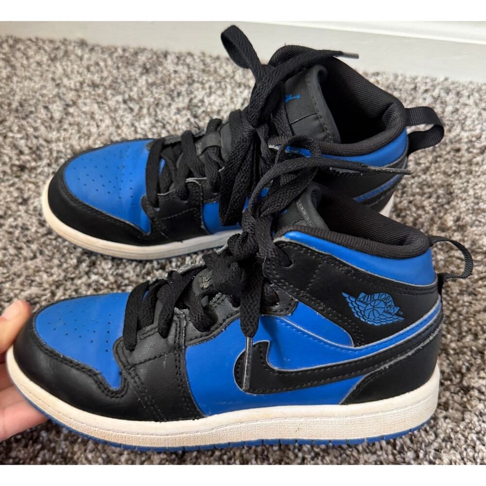 Nike Kids Sneakers - Black and Blue